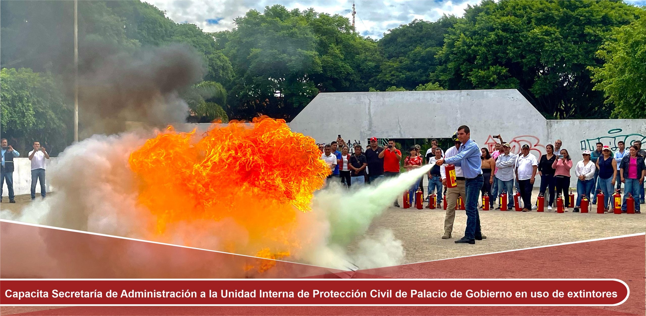 Capacita Secretaría de Administración a la Unidad Interna de Protección Civil de Palacio de Gobierno en uso de extintores